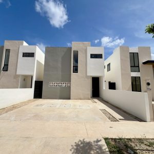 CASA EN VENTA EN CHOLUL DE 2 RECÁMARAS